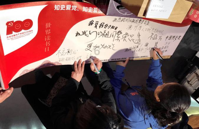 探索当小宝贝要爸爸当她的老公,妈妈做她的老婆时,该怎么回答呢?求赐教,解决你的疑问